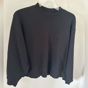 Uniqlo Sweatshirt